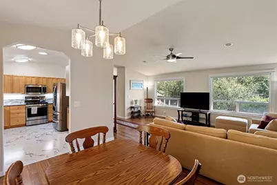 7185 Old Military Road NE, Bremerton, WA 98311 - Photo 14