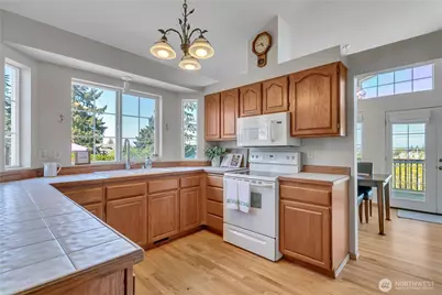 3596 E M Street, Tacoma, WA 98404 - Photo 12