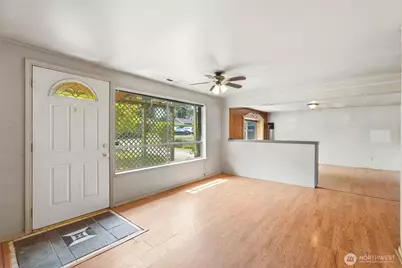 5705 238th Street SW, Mountlake Terrace, WA 98043 - Photo 6