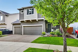 857 N Helens Vw Dr, Ridgefield, WA 98642 - Photo 2