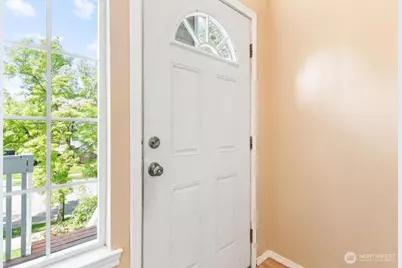 19519 Knoll Drive, Arlington, WA 98223 - Photo 4