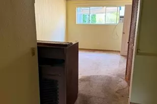 12018 Sand Point Way NE, Seattle, WA 98125 - Photo 8