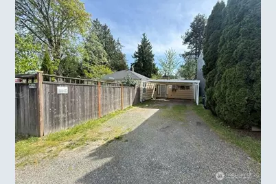12018 Sand Point Way NE, Seattle, WA 98125 - Photo 10