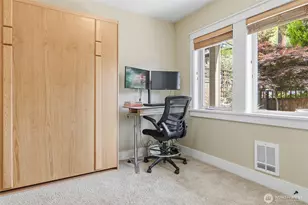 3633 Evanston Ave N, Seattle, WA 98103 - Photo 4