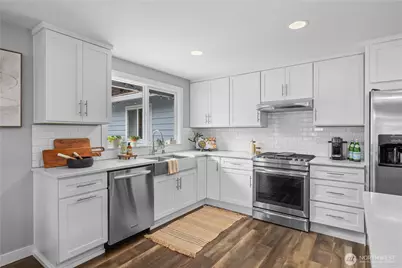 7848 NE 146th Street, Kenmore, WA 98028 - Photo 10