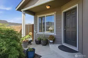 117 Island Loop Rd, Rock Island, WA 98850 - Photo 2