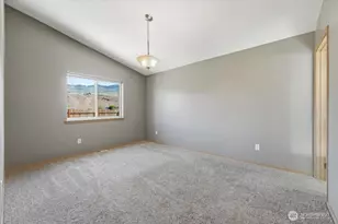 117 Island Loop Rd, Rock Island, WA 98850 - Photo 12