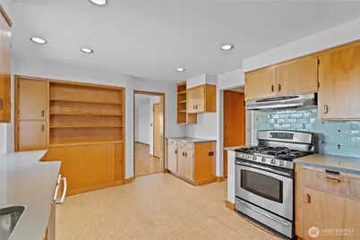 5911 49th Avenue SW, Seattle, WA 98136 - Photo 22