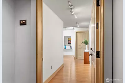 745 Bellevue Avenue E #109, Seattle, WA 98102 - Photo 4