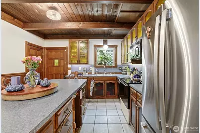 303 E 11th Street, Snohomish, WA 98290 - Photo 6