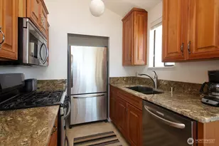 4135 Lovely Rd, Clinton, WA 98236 - Photo 10