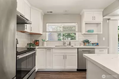 12026 NE 99th Lane, Kirkland, WA 98033 - Photo 6