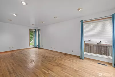 7123 32nd Avenue SW, Seattle, WA 98126 - Photo 4