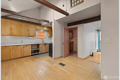7123 32nd Avenue SW, Seattle, WA 98126 - Photo 10