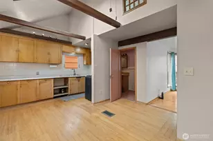 7123 32nd Ave SW, Seattle, WA 98126 - Photo 10