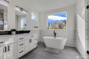 10618 E Riverside Dr, Bothell, WA 98011 - Photo 10