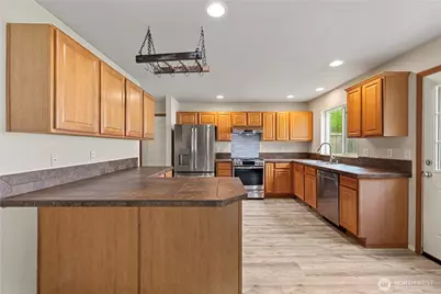 1232 NW Kathleen Drive, Oak Harbor, WA 98277 - Photo 10