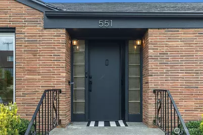 551 NE 84th Street, Seattle, WA 98115 - Photo 4