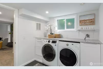 551 NE 84th Street, Seattle, WA 98115 - Photo 34