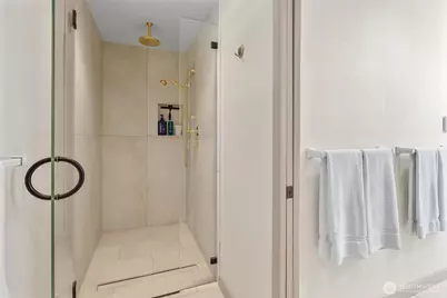 22329 NE 28th Street, Sammamish, WA 98074 - Photo 30