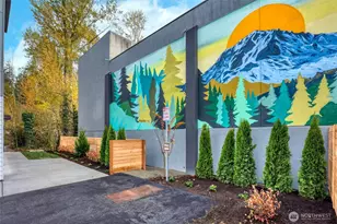 10628 E Riverside Dr, Bothell, WA 98011 - Photo 22