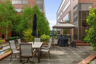 275 W Roy Street #315, Seattle, WA 98119 - Photo 38