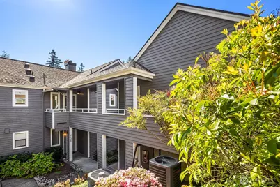 4125 221st Place SE #2093, Issaquah, WA 98029 - Photo 2