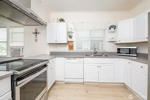 2411 Dodd St, Blaine, WA 98230 - Photo 8