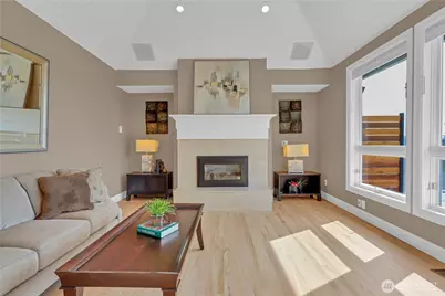 535 208th Avenue NE, Sammamish, WA 98075 - Photo 10