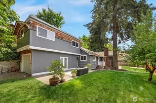 17806 83rd Pl NE, Kenmore, WA 98028 - Photo 2