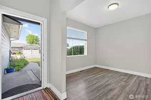 8019 Vialago Pkwy, Zillah, WA 98953 - Photo 20
