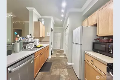 801 Rainier Avenue N #A203, Renton, WA 98057 - Photo 6
