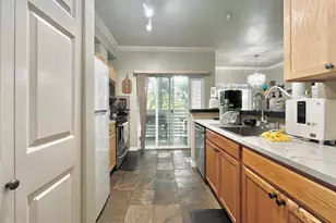 801 Rainier Ave N, Renton, WA 98057 - Photo 4