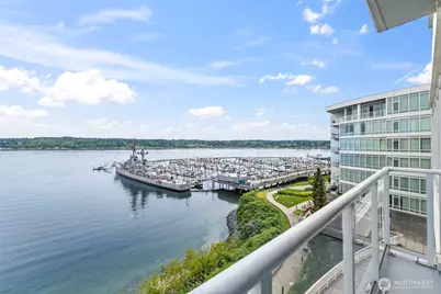 360 Washington Avenue #405, Bremerton, WA 98337 - Photo 2