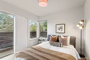 1700 E Marion St, Seattle, WA 98122 - Photo 22