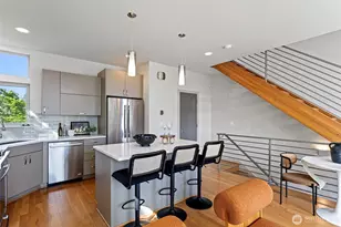 1700 E Marion St, Seattle, WA 98122 - Photo 8