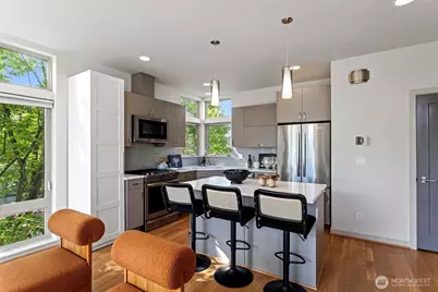 1700 E Marion Street, Seattle, WA 98122 - Photo 10