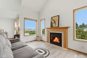 11956 NE Jefferson Point Rd, Kingston, WA 98346 - Photo 2