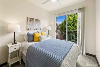 413 NE 70th Street #301, Seattle, WA 98115 - Photo 18