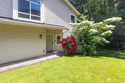 12541 NE 7th Place, Bellevue, WA 98005 - Photo 2