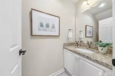 12541 NE 7th Place, Bellevue, WA 98005 - Photo 16