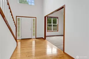 2113 12th Ave NW, Puyallup, WA 98371 - Photo 4