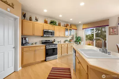 1306 68th Street SE, Auburn, WA 98092 - Photo 16