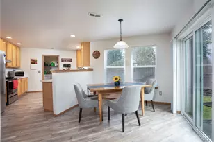 11916 130th St E, Puyallup, WA 98374 - Photo 10
