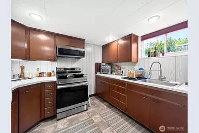 610 4th Street NE, Puyallup, WA 98372 - Photo 14