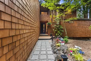 11730 Clearview Dr, Edmonds, WA 98026 - Photo 2