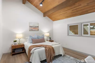 11730 Clearview Dr, Edmonds, WA 98026 - Photo 30