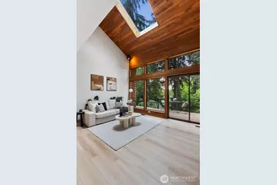 11730 Clearview Dr, Edmonds, WA 98026 - Photo 16