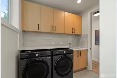 11204 108th Ave NE, Kirkland, WA 98033 - Photo 28