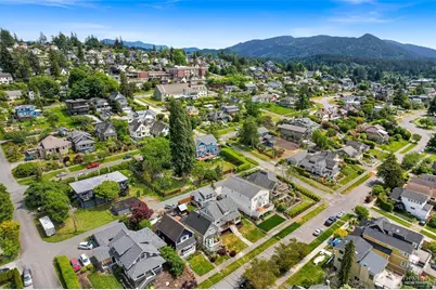 809 12th Street, Bellingham, WA 98225 - Photo 34